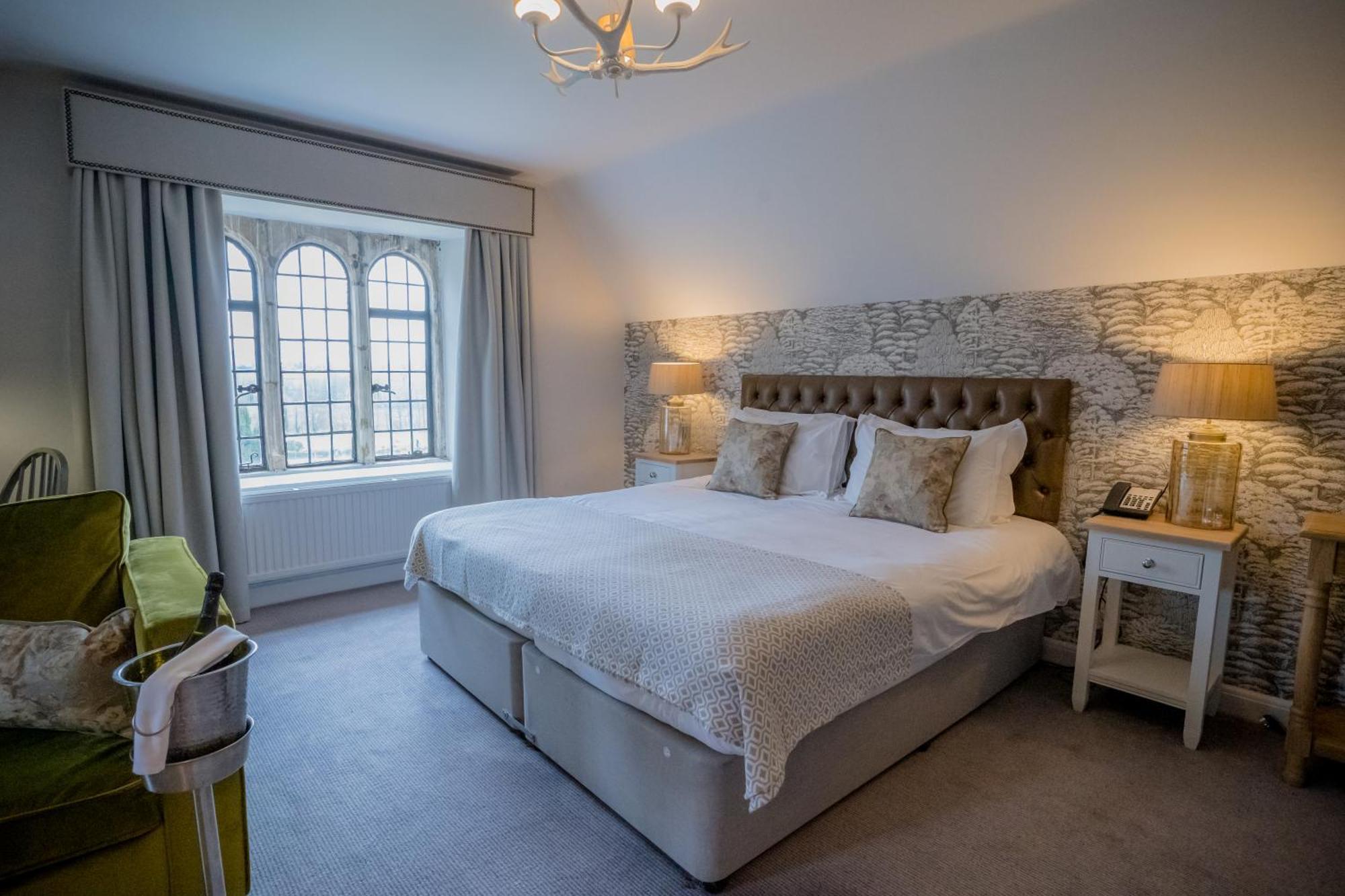 Stonehouse Court Hotel - A Bespoke Hotel Екстер'єр фото